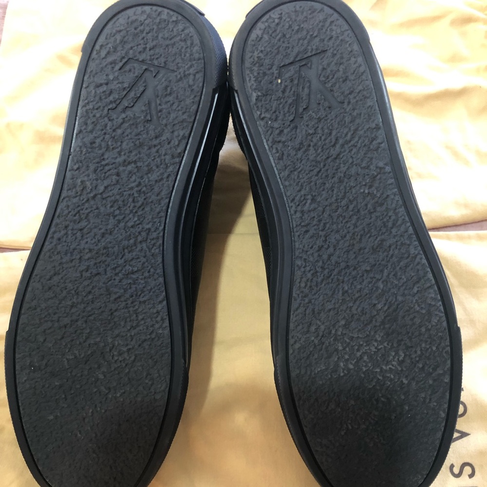 Louis Vuitton High Top Sneakers - Picture 4 of 7